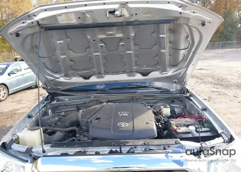 2013 Toyota Tacoma Prerunner V6 из США, поврежденный, VIN 5TFTU4GNXDX031070